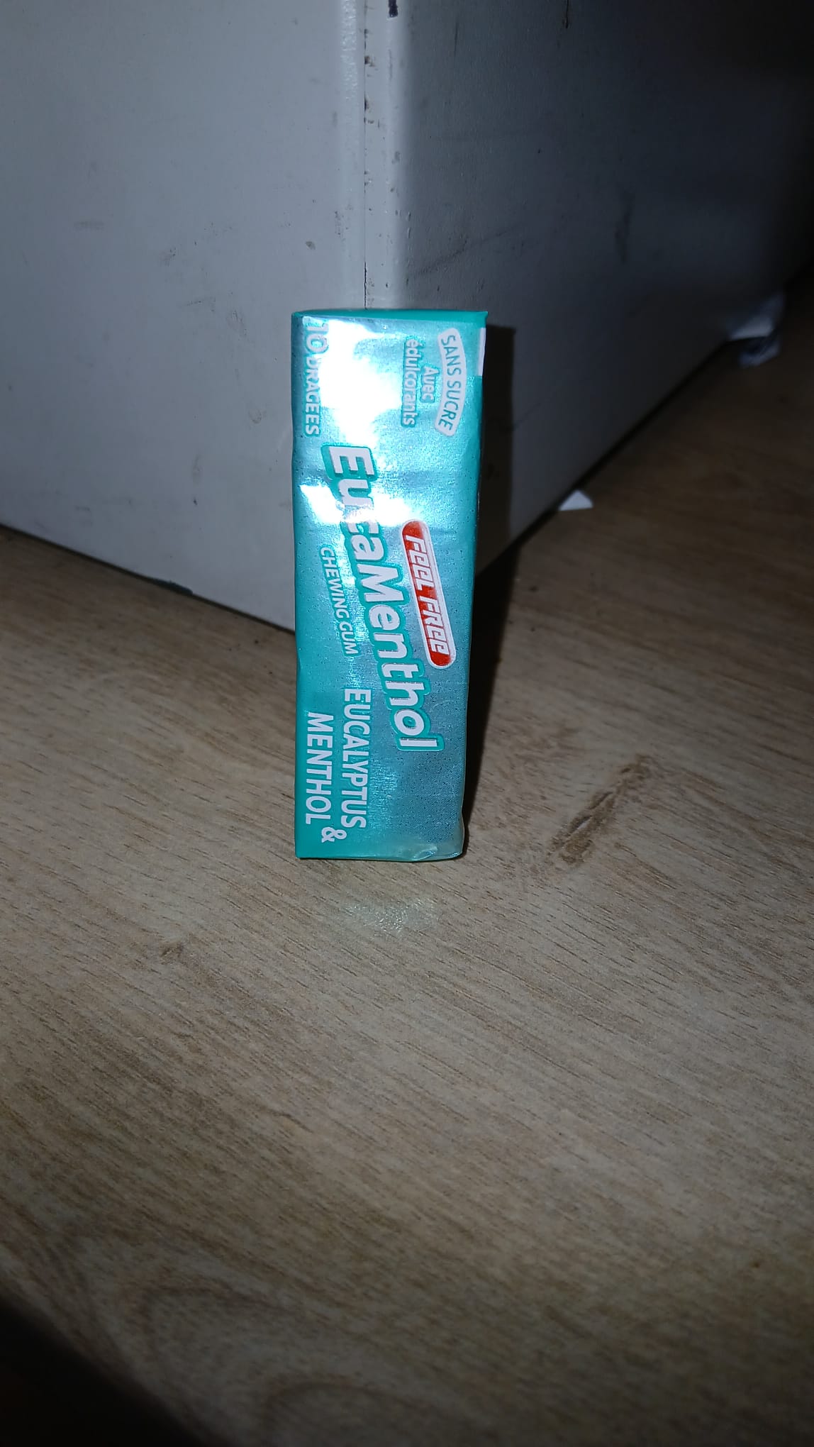 Chewing-Gum Menthol livré à Nice par Night Express